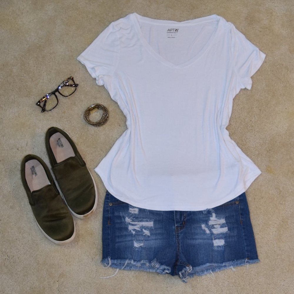 Apt. 9 Essentials White Tee